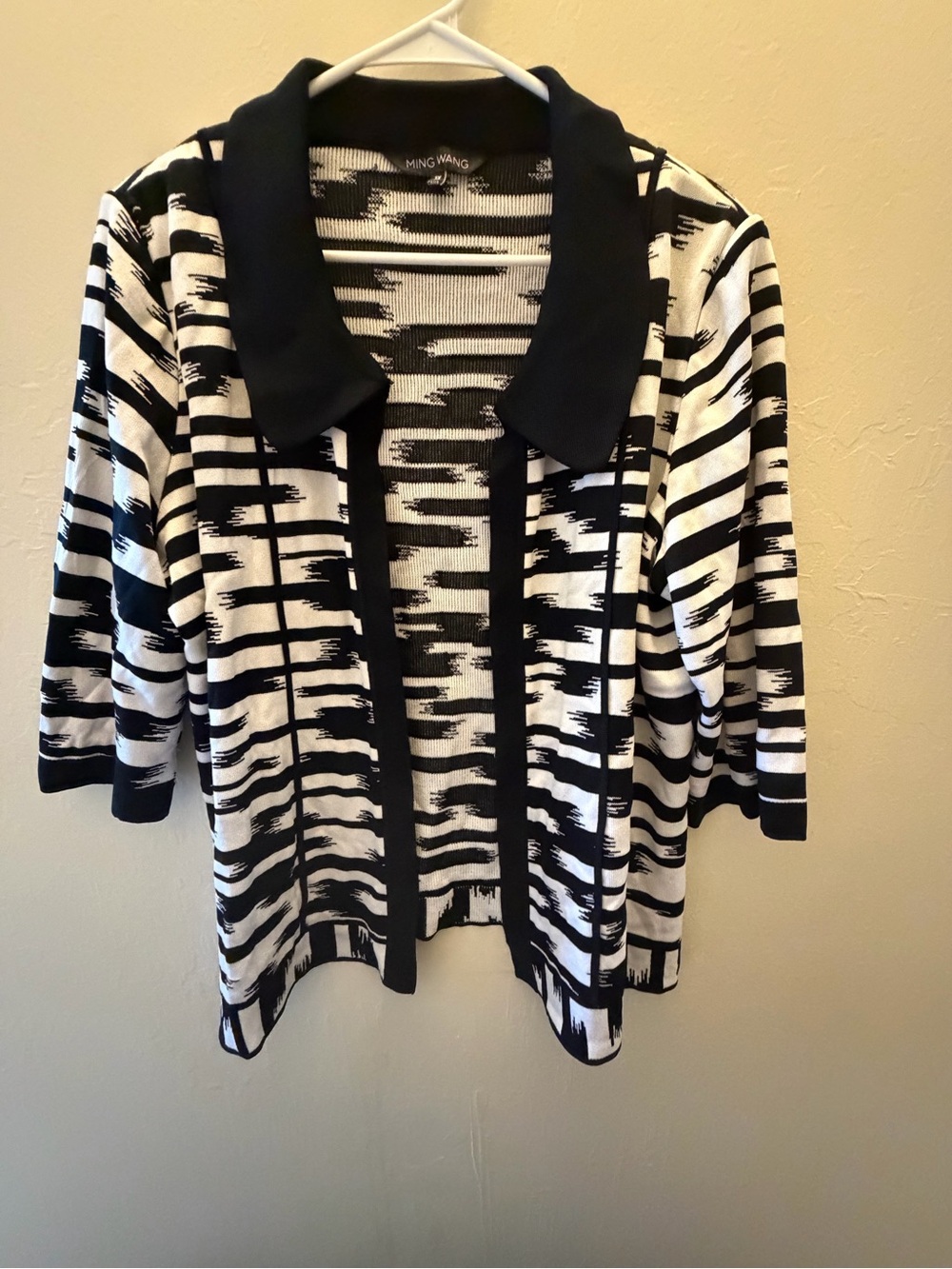 Ming Wang 1X Black and White Abstract Knit Open Cardigan # 31